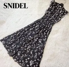 未使用級美品　 スナイデル　Sustainableバイカラープリーツワンピース