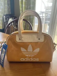 未使用☆adidas ☆アディダス☆ミニボウリングバッグ☆ショルダー