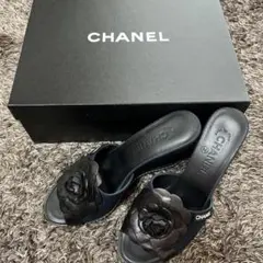 CHANEL カメリア ウェッジソール ミュール サンダル ネイビーのサムネイル