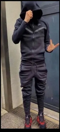 テックNike ブラック ジョガーパンツ正規品