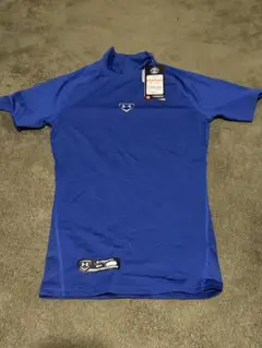 青い半袖アンダーシャツ　underarmour headgear