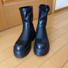 黒 厚底ショートブーツ ジッパー付き黒36　(23cm)