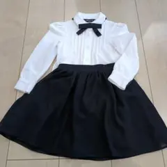 コムサイズム　フォーマル　白カットソー ・黒スカート　リボン付き　100センチ