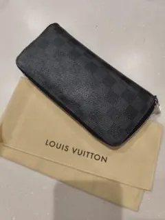 LOUIS VUITTON ブラックレザー長財布