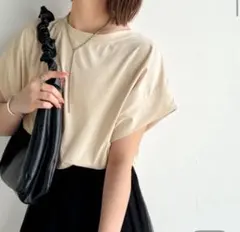 クラシカルエルフ　ラウンドネックサイドZIP半袖カットソー