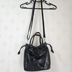 LOWRYS FARM　メタリック　巾着ショルダーバッグ　黒のサムネイル
