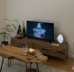 LOWYAテレビボード