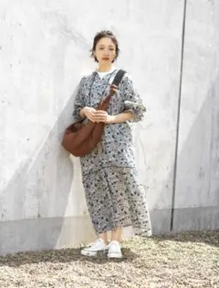 高山郁コラボ　web限定カラー　花柄 ロングワンピース