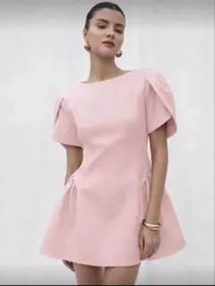 SHEIN 62167319 ピンクミニワンピース