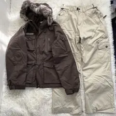 レディース　⭐️スキーウェア⭐️ブラウンジャケットとベージュパンツセット　Lサイズ