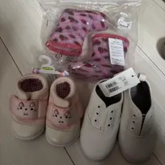 ベビーシューズ　新品