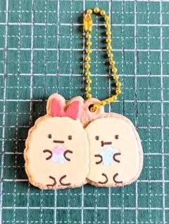 すみっコぐらし クッキーチャームコット ストラップ　えびのしっぽとたぴおか