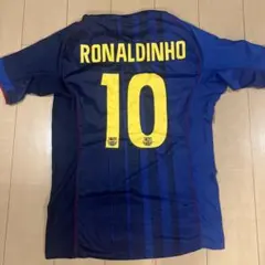 【タグ付未使用品】バルセロナ　ユニフォーム　ロナウジーニョ　タグ付未使用品 Amazon.co.jp: タグ付オーセンティックロナウジーニョ