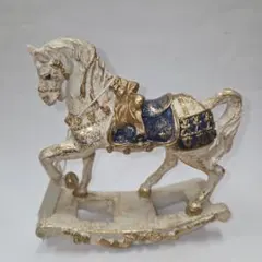 ハルモニア 置物