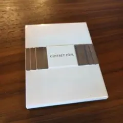 コフレドール　アイシャドウパレット