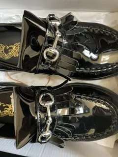 ラブハンター　エナメル厚底ビットローファー