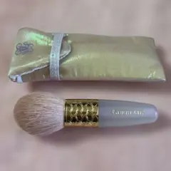 Guerlain ゲラン フェイスブラシ ケース付 メテオリットブラシのサムネイル