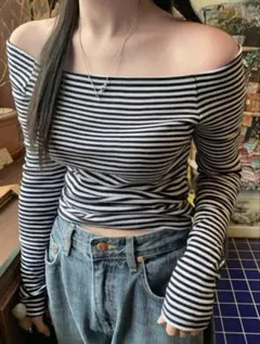 SHEIN オフショルダー ボーダー長袖のサムネイル