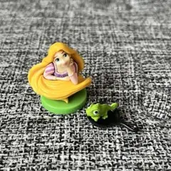 ディズニー　チョコエッグ　ラプンツェル