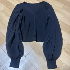 レディース　バルーンスリーブ　Vカーディガン　 黒 透け感袖　ショート丈
