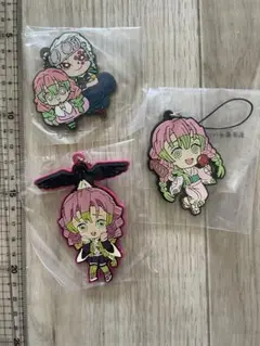甘露寺蜜璃　鬼滅の刃　アニメ風ラバー製ストラップ3個セット まとめ売りセット