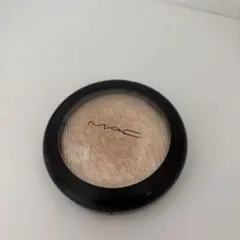 Item thumbnail for item 92036618-457d-4c32-bfbe-25e5b9b769f1