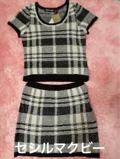 セシルマクビー　ニットセットアップとミニスカート1枚付きのセット