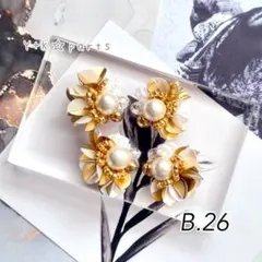 お値下げ中！B.26 ビーズ刺繍カボション 2ペア4個