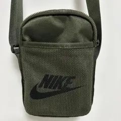 NIKEショルダーバッグのサムネイル