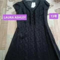Laura Ashley 　フレアドレス13号