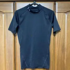 アンダーアーマー　ヒートギア　半袖