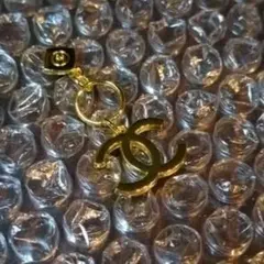 CHANEL シャネル ホリデー ロゴ チャーム ノベルティ