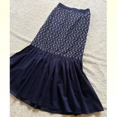 《値下げ》タグ付き【SUGAR SPOON】花柄刺繍スカート