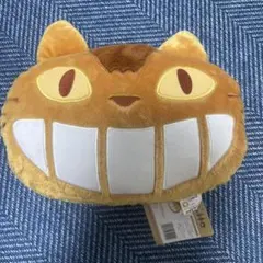となりのトトロ ネコバス ダイカットクッション 新品タグ付き　早い者勝ち‼️のサムネイル