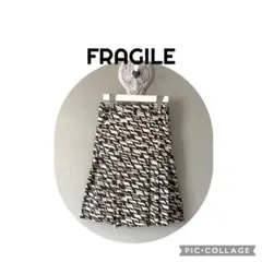 FRAGILE プリーツスカート 総柄　36のサムネイル
