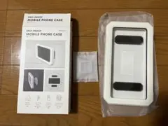 防滴スマホケース　防滴スマートフォンケース　スリーコインズ　3COINS スリコ