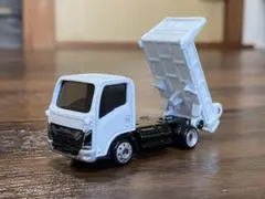 ⭐︎⭐︎現行エルフ　ダンプ　トミカ　トラック　ローダウン カスタム車両⭐︎⭐︎のサムネイル
