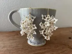 【ご予約済】タティングレース＊ボリュームピアス　ホワイト