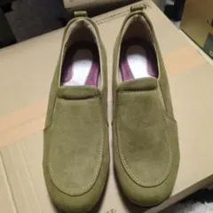 herb ハーブ　オリーブグリーン スリッポン 靴　23.5cm