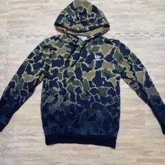 adidas　カモフラ　迷彩　パーカー