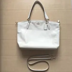 COACH ホワイト ショルダーバッグのサムネイル