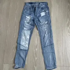 American eagleダメージデニムパンツ