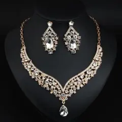 ネックレスピアスセット　1268　ベリーダンス　アクセサリー　ラインストーン