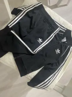 美品！adidas アディダスオリジナルス　キッズ ジャージ 上下セット 90