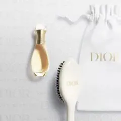 Dior プラチナ会員限定ノベルティ２セット（ヘアブラシのセット、扇子のセット） Dior プラチナ会員限定ノベルティ2セット（ヘアブラシのセット