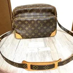 Item thumbnail for item dbecce7a-5bf8-44f7-8865-969cb4ad4820