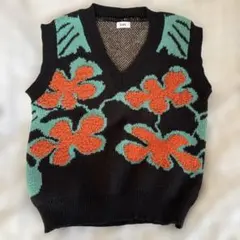 Cozy 花柄 Vネック ニットベストのサムネイル