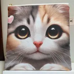 猫の顔プリントフラットポーチ