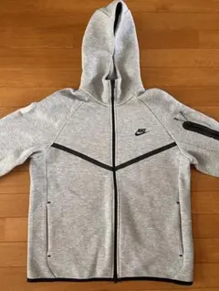 NIKE テックフリース グレー