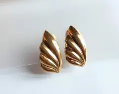 訳有　MONET　イヤリング　金色　羽　ゴールド　フェザー　クリップ　e20